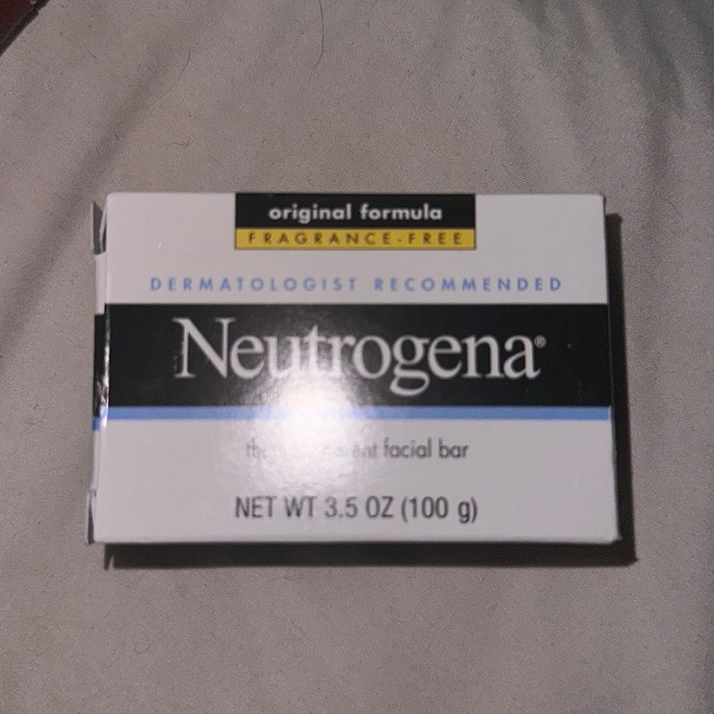 NEW Neutrogena Soap